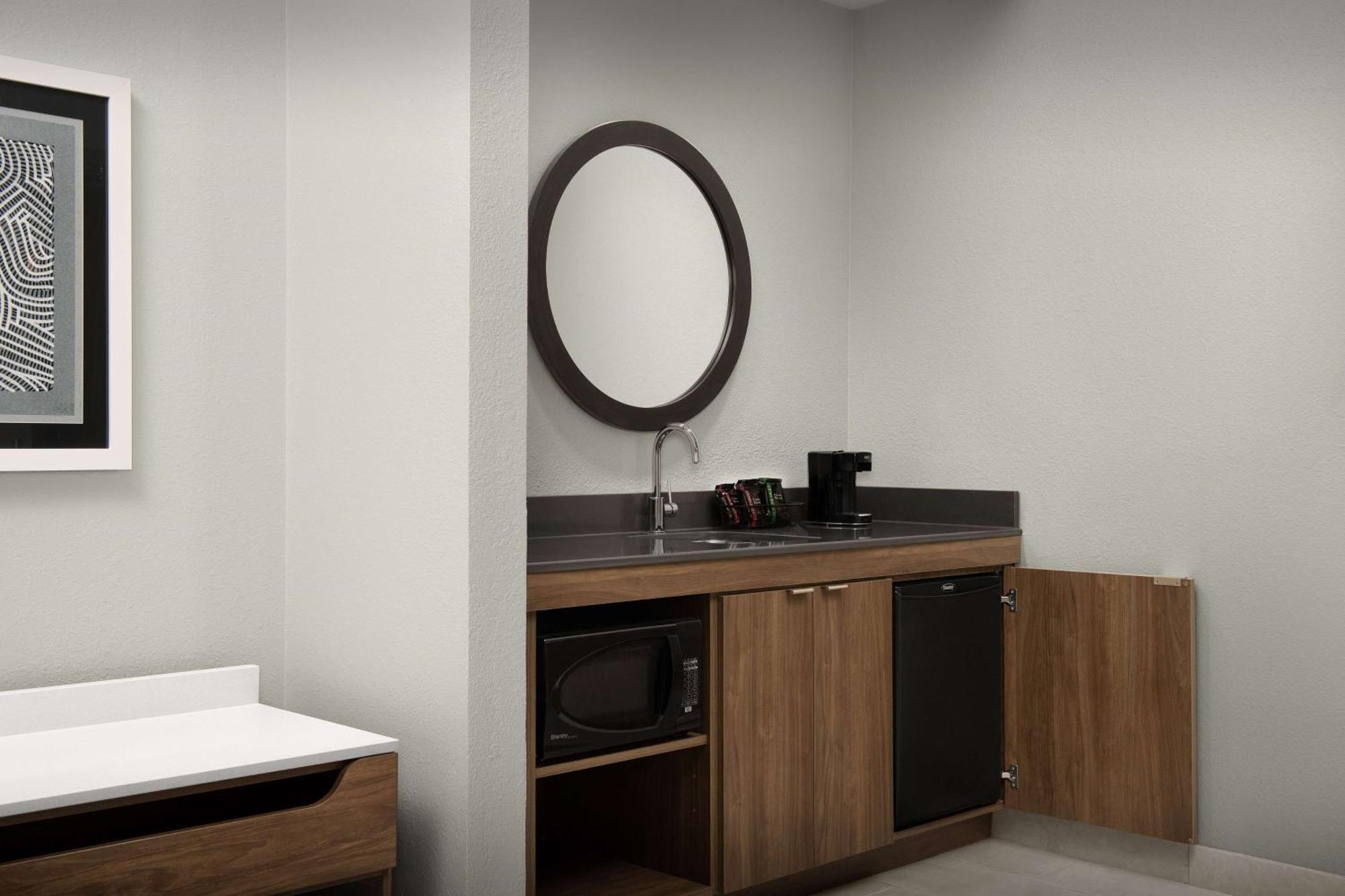 Hampton Inn & Suites Paso Robles Bagian luar foto