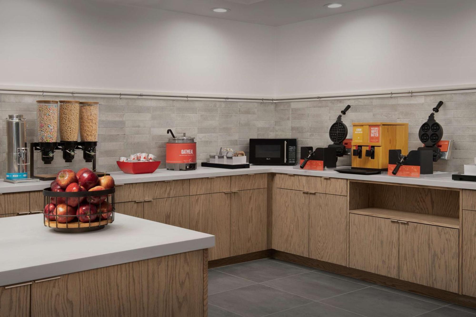 Hampton Inn & Suites Paso Robles Bagian luar foto