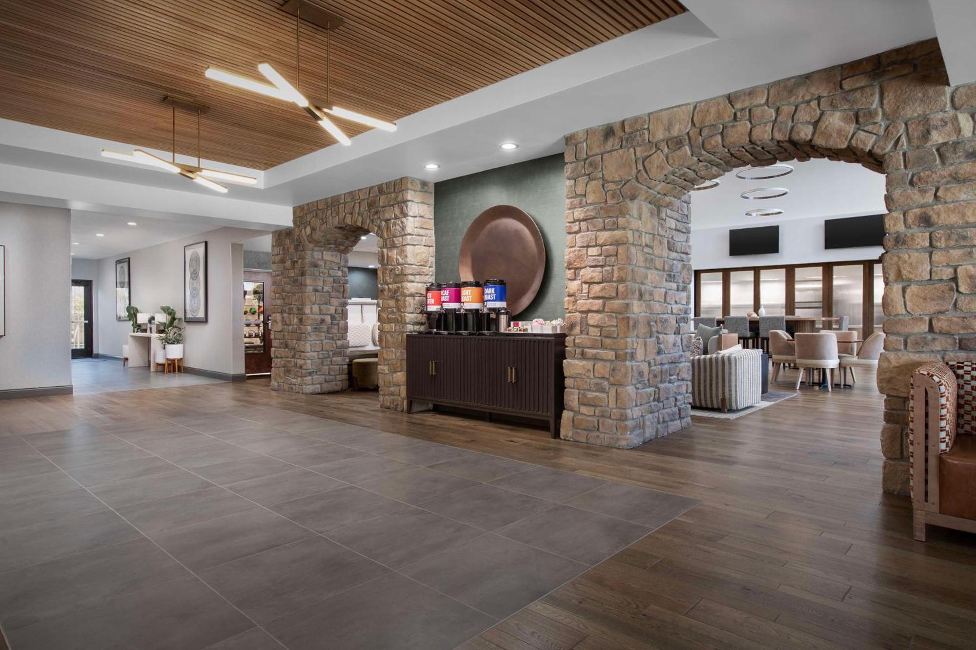 Hampton Inn & Suites Paso Robles Bagian luar foto