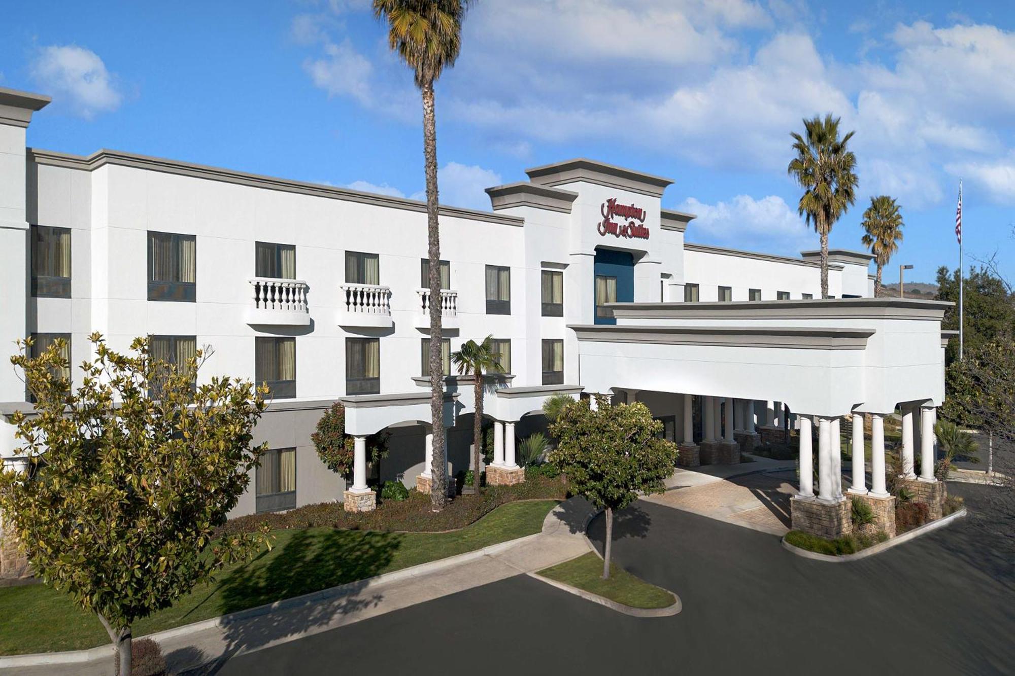 Hampton Inn & Suites Paso Robles Bagian luar foto